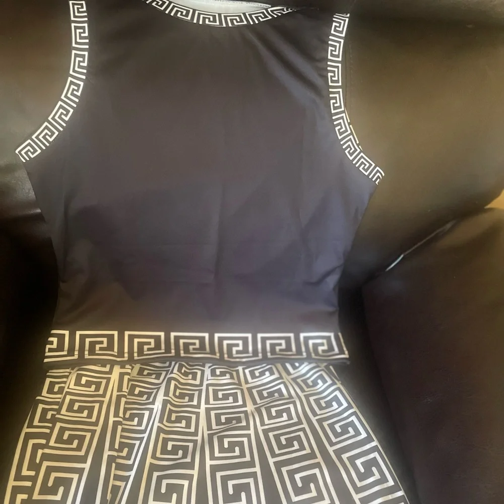 Two Piece Set - Picture 3 of 4